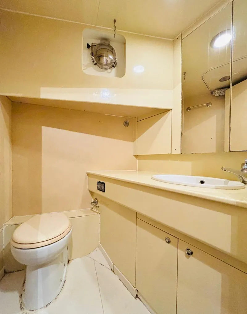 Slide: The Image of Falcon Motoryacht 2000 - 62