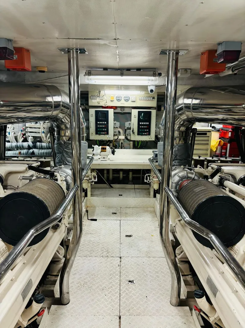 Slide: The Image of Falcon Motoryacht 2000 - 64