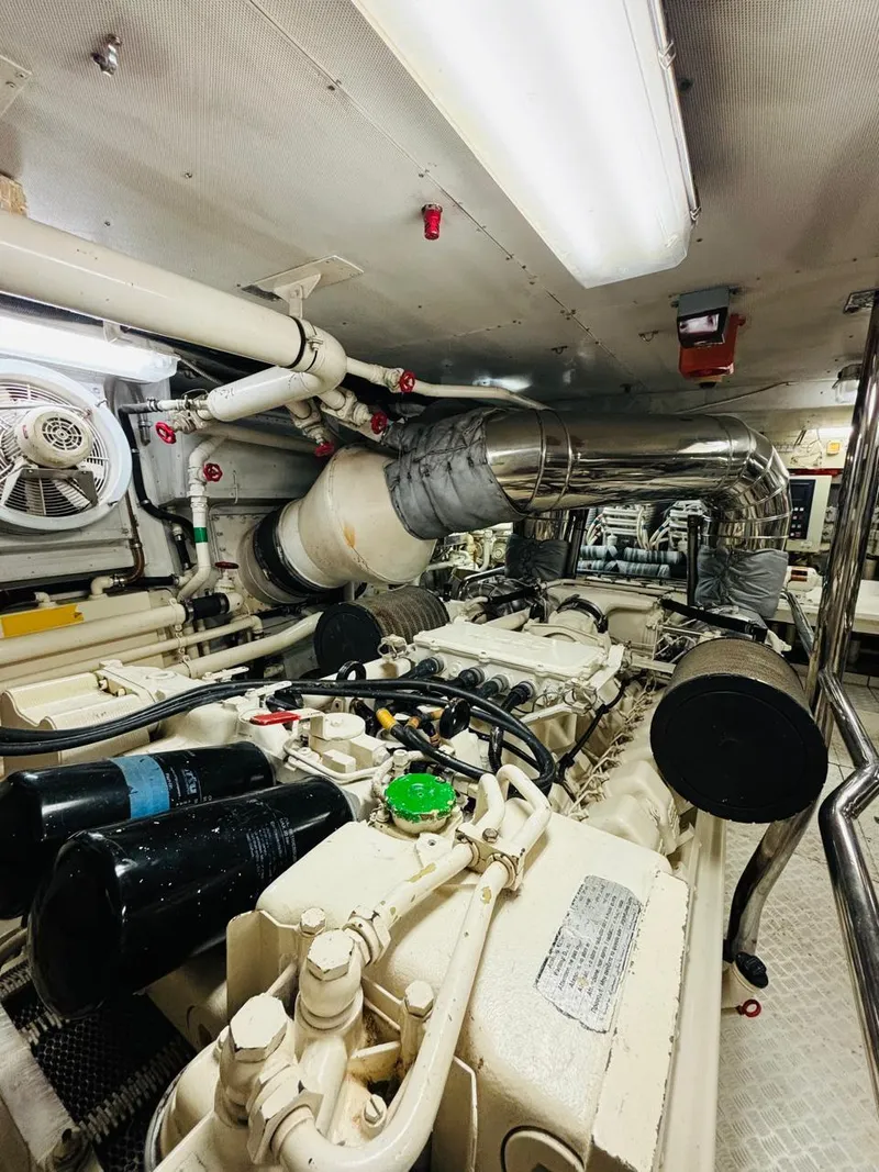 Slide: The Image of Falcon Motoryacht 2000 - 65