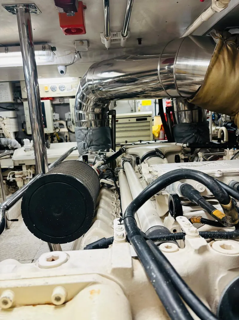 Slide: The Image of Falcon Motoryacht 2000 - 66