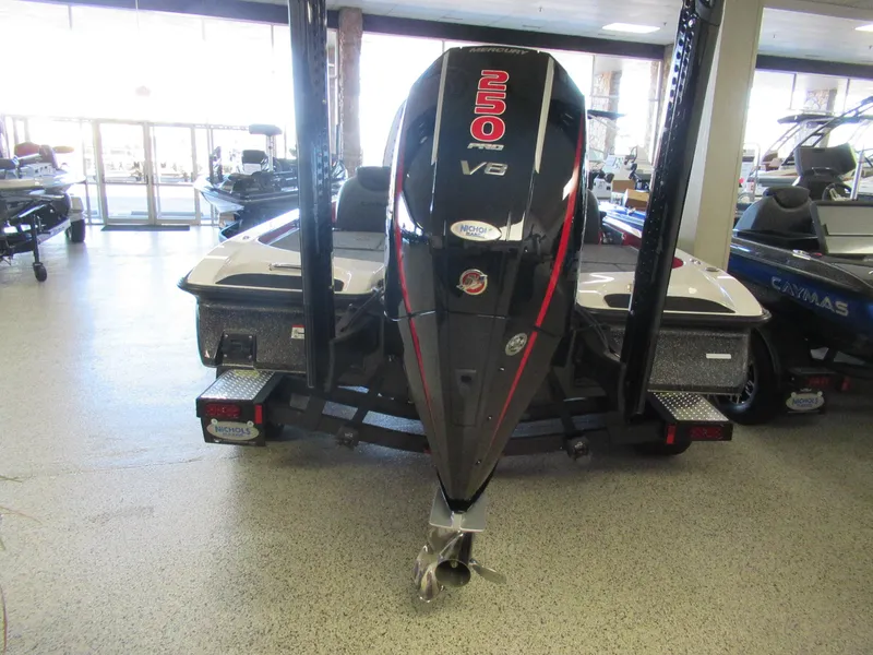 Slide: The Image of Caymas CX 20 PRO 2025 - 5