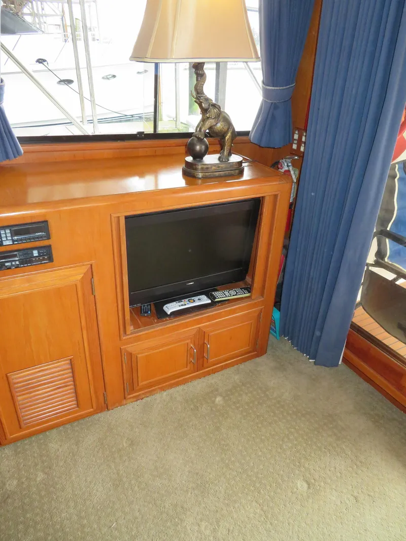 Slide: The Image of Ocean Alexander 48 Sedan 1990 - 64