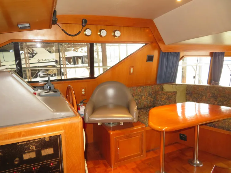 Slide: The Image of Ocean Alexander 48 Sedan 1990 - 65