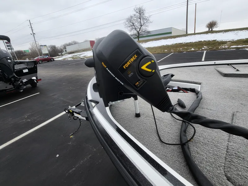 Slide: The Image of 2016 Nitro Z18 boat with Fortrex motor in parking lot. - 5