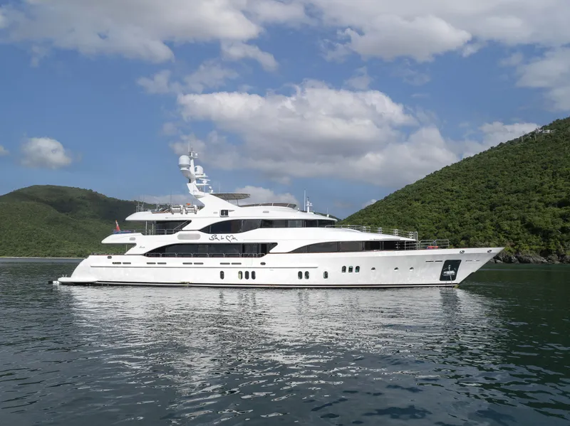 Slide: The Image of Benetti Benetti Vision 145 2011 - 0