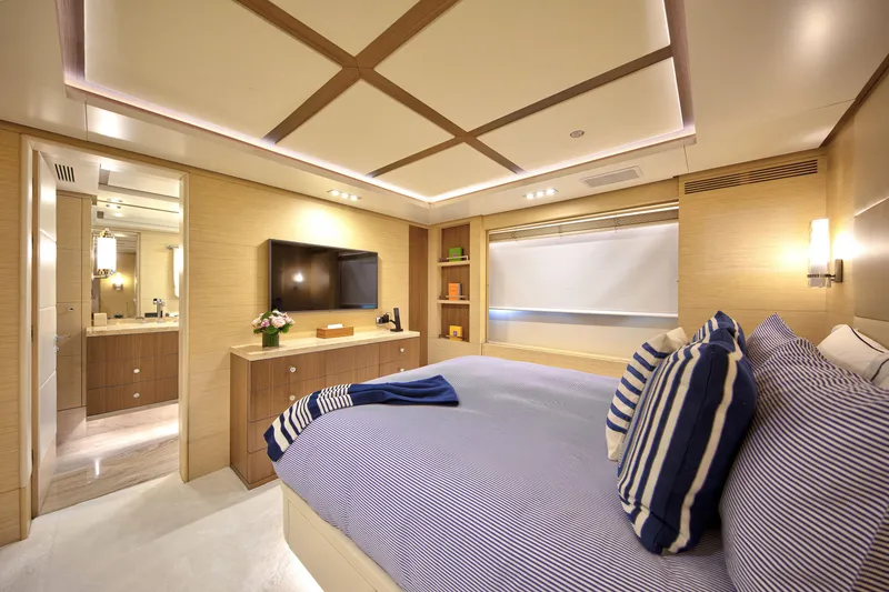 Slide: The Image of Benetti Benetti Vision 145 2011 - 19