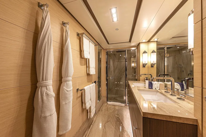 Slide: The Image of Benetti Benetti Vision 145 2011 - 20