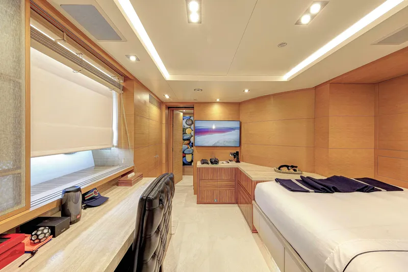 Slide: The Image of Benetti Benetti Vision 145 2011 - 25