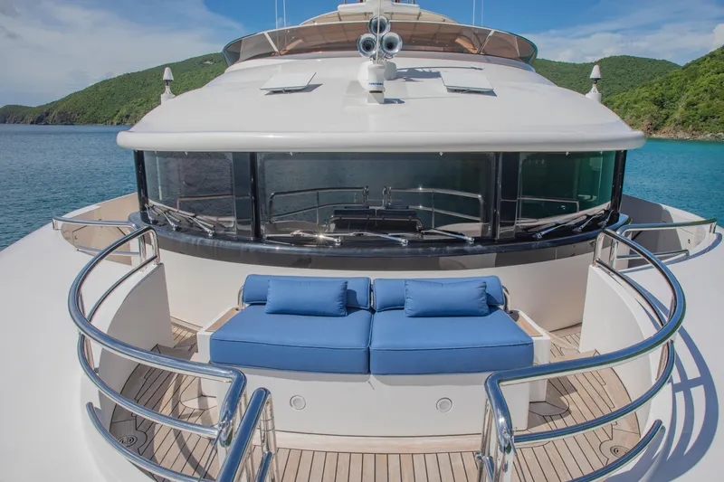 Slide: The Image of Benetti Benetti Vision 145 2011 - 33
