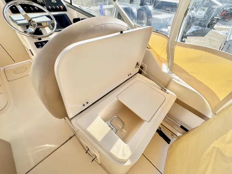 Slide: The Image of Grady-White Freedom 275 2013 - 16