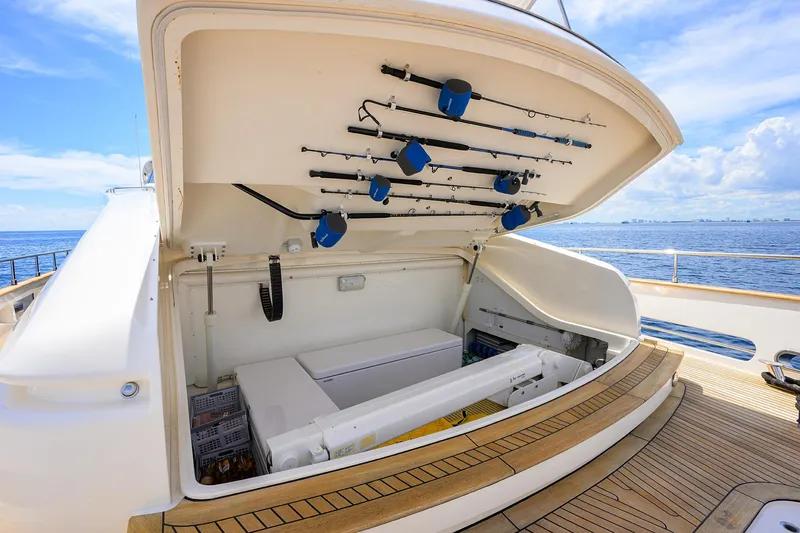 Slide: The Image of Custom Ferretti 124 Argento - Bow Garage - 159