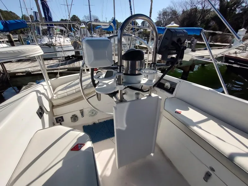 Slide: The Image of Catalina C-30 MKII 1990 - 19