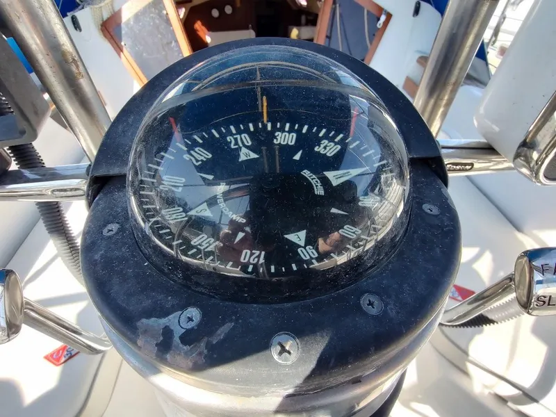 Slide: The Image of Catalina C-30 MKII 1990 - 24