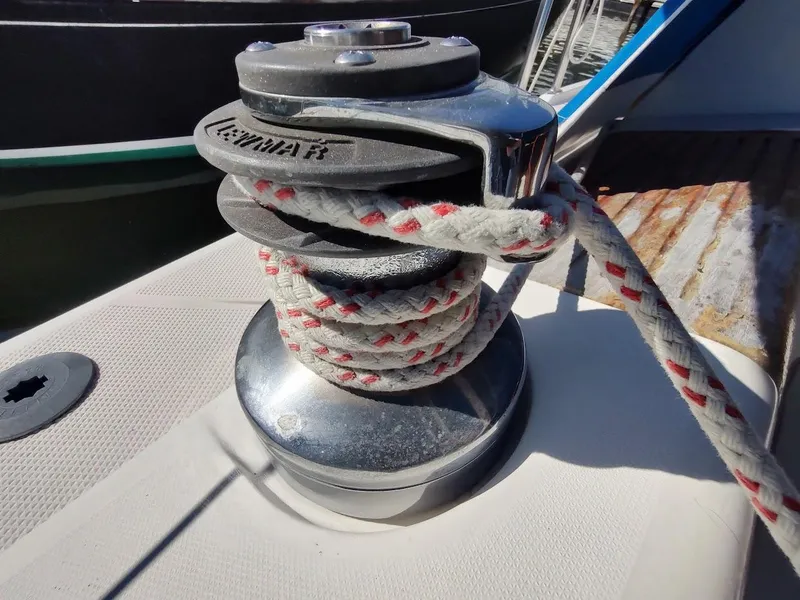 Slide: The Image of Catalina C-30 MKII 1990 - 37