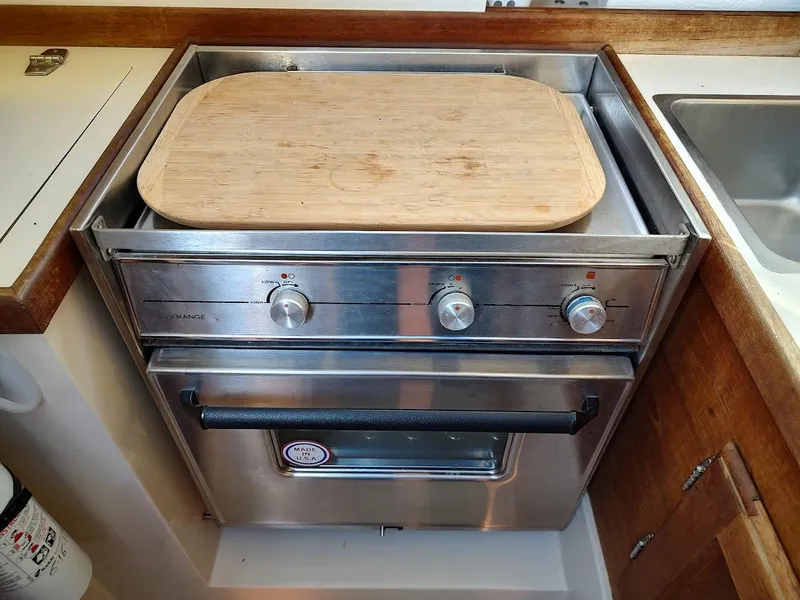 Slide: The Image of Catalina C-30 MKII 1990 - 45