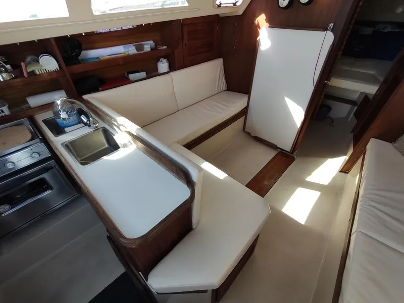 Slide: The Image of Catalina C-30 MKII 1990 - 52