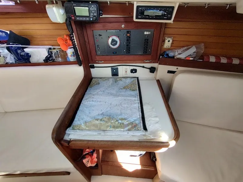 Slide: The Image of Catalina C-30 MKII 1990 - 68