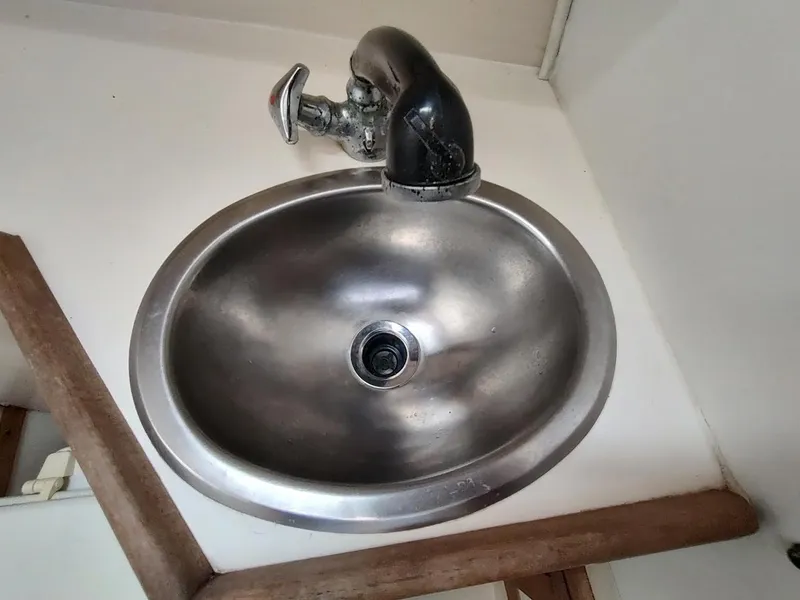 Slide: The Image of Catalina C-30 MKII 1990 - 80