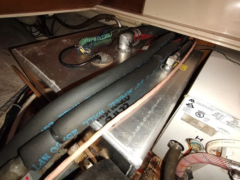 Slide: The Image of Catalina C-30 MKII 1990 - 88