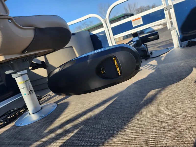 Slide: The Image of 2023 Sun Tracker Bass Buggy 18 DLX boat interior with PowerDrive motor. - 23