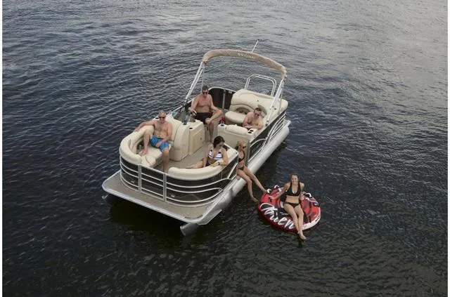 Slide: The Image of Sylvan Mirage Cruise 820 Cruise 2019 - 15