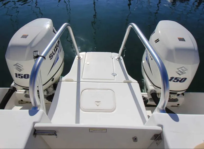 Slide: The Image of 2016 World Cat 2780 Glacier Bay Edition with twin Suzuki 150 engines. - 12