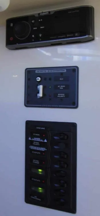 Slide: The Image of Control panel of 2016 World Cat 2780 Glacier Bay Edition boat. - 38