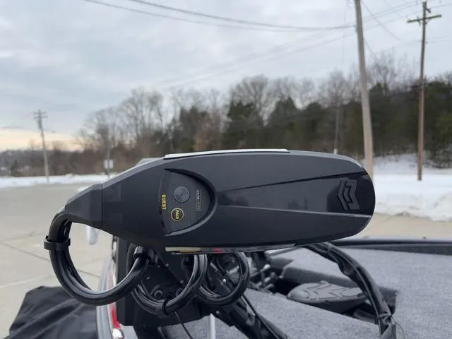 Slide: The Image of Close-up of Phoenix 921 ELITE 2025 boat equipment with cables, outdoors in winter setting. - 10