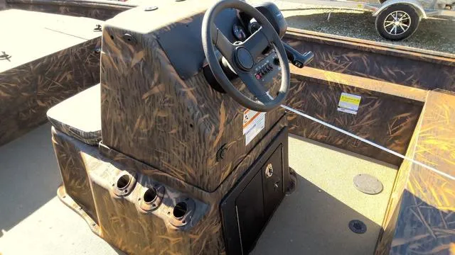 Slide: The Image of G3 Gator Tough 18 CC 2025 - 11