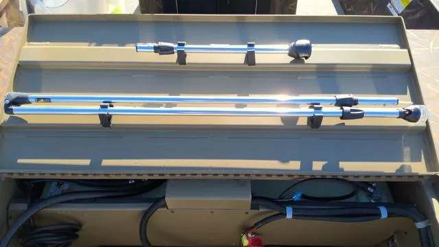 Slide: The Image of G3 Gator Tough 18 CC 2025 - 13