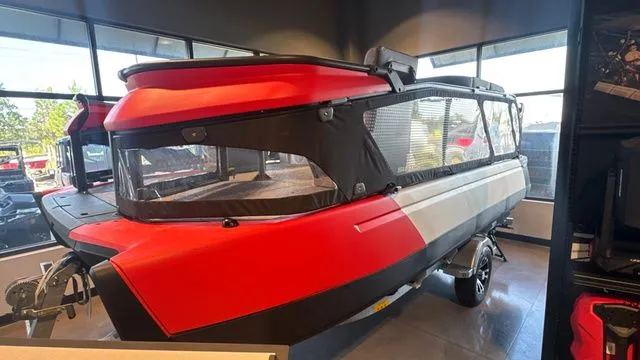 Slide: The Image of Sea-Doo SWITCH 16 BASE 130 HP 2025 - 2