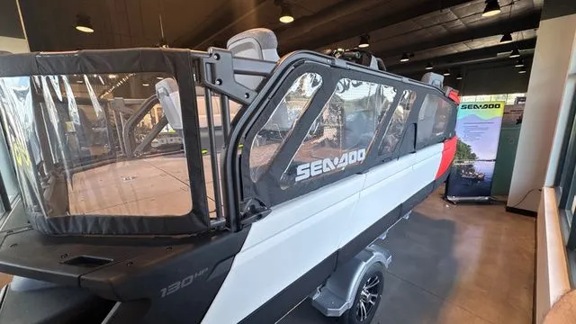 Slide: The Image of Sea-Doo SWITCH 16 BASE 130 HP 2025 - 5