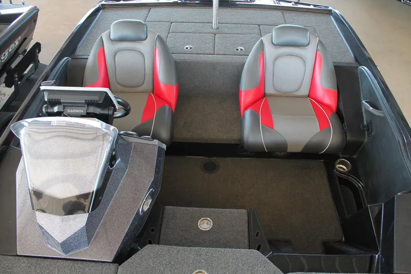 Slide: The Image of 2020 Ranger Z185 boat interior with dual seats and Garmin navigation system. - 13