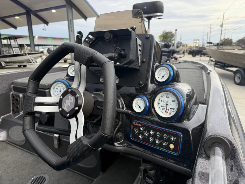 Slide: The Image of Bass Cat Eyra 2021 - 11