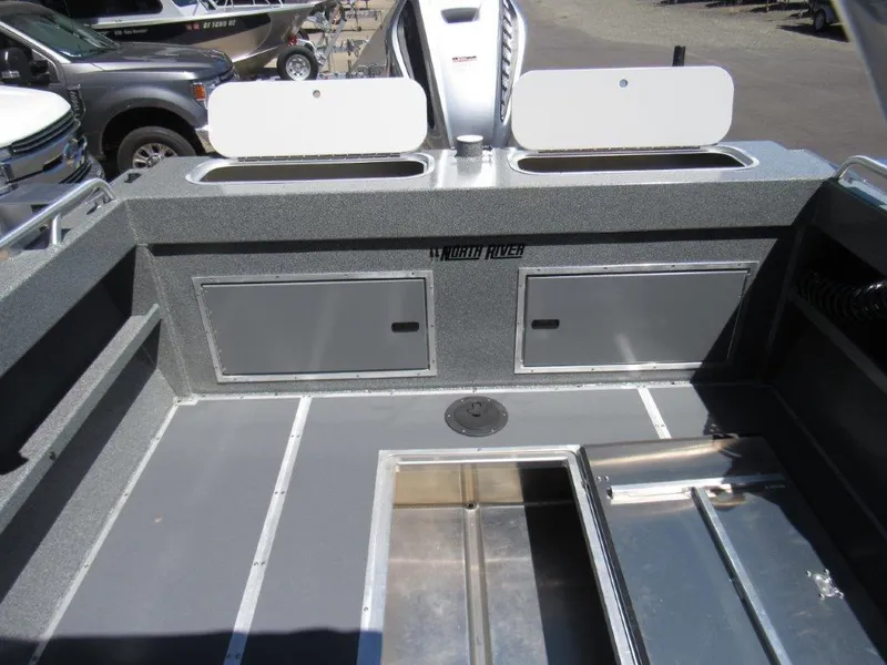 Slide: The Image of North River 22 Seahawk 2025 - 11