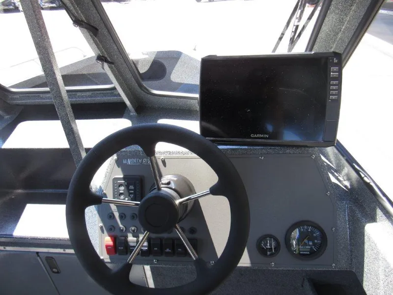 Slide: The Image of North River 22 Seahawk 2025 - 16