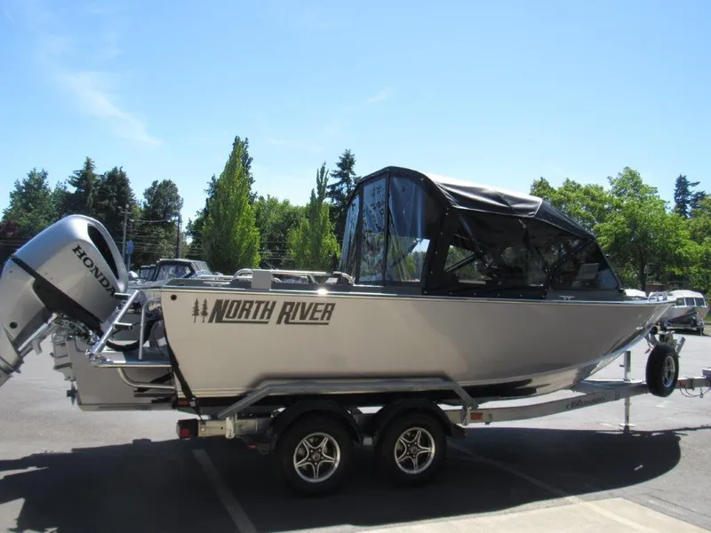 Slide: The Image of North River 22 Seahawk 2025 - 5