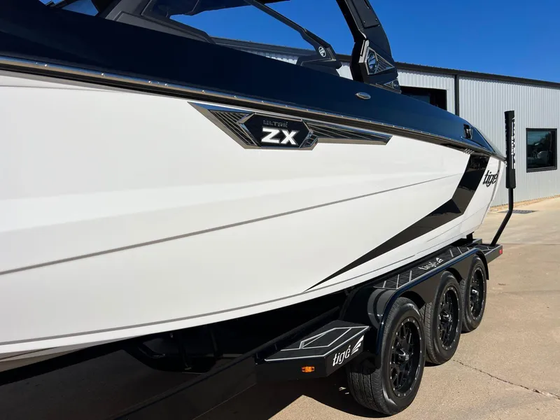 Slide: The Image of Tigé 25ZX Ultre' 2025 - 11