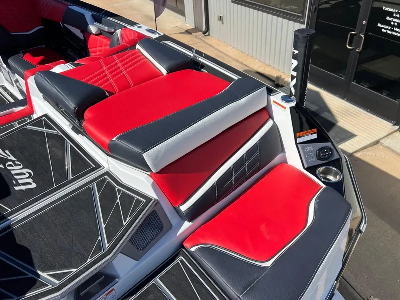 Slide: The Image of Tigé 25ZX Ultre' 2025 - 13