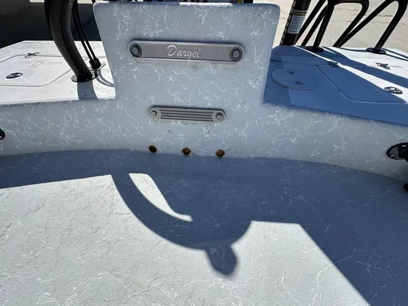 Slide: The Image of Dargel Kat 250HDX 2025 - 11