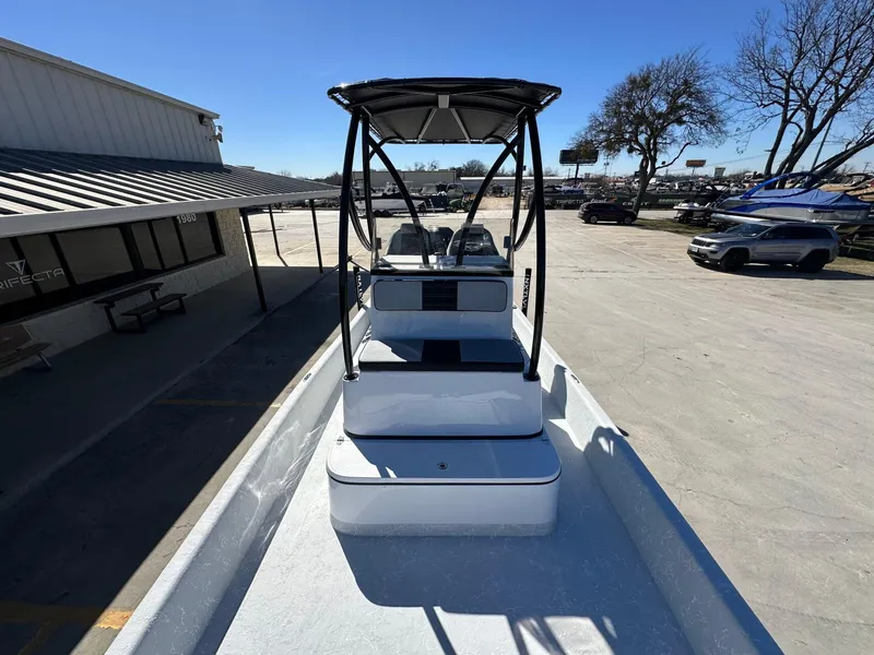 Slide: The Image of Dargel Kat 250HDX 2025 - 24