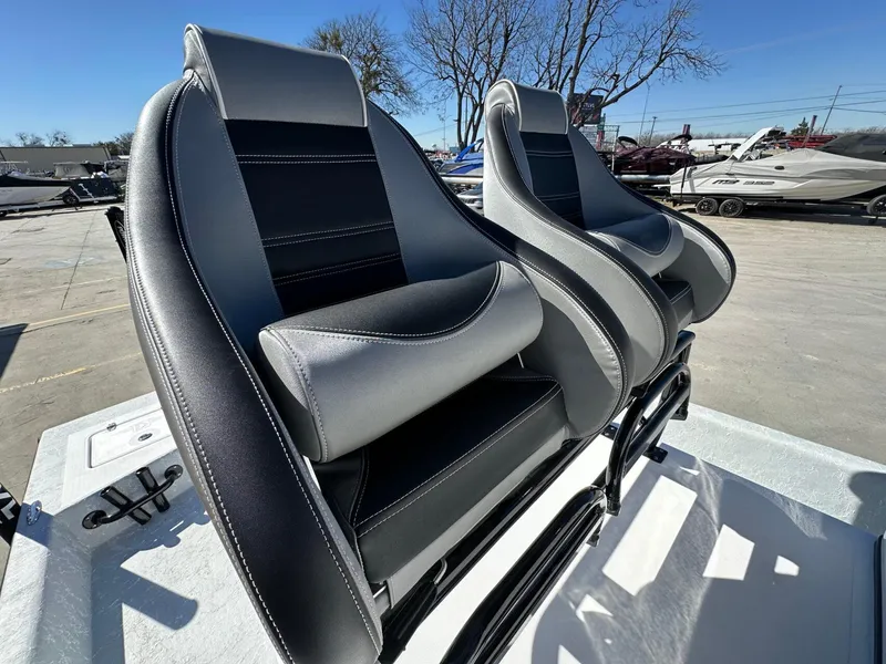 Slide: The Image of Dargel Kat 250HDX 2025 - 30