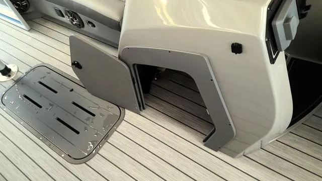 Slide: The Image of SunCatcher Fusion 324SS 2025 - 19