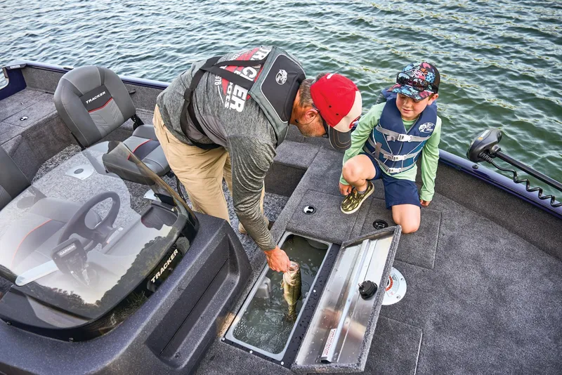 Slide: The Image of Tracker Pro Guide V-16 SC 2025 - 71