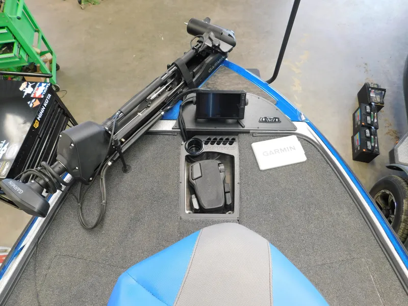Slide: The Image of 2025 Nitro Z20 XL Pro boat deck with Garmin device and trolling motor. - 10