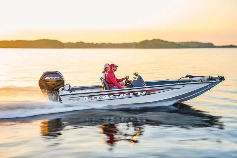 Slide: The Image of Tracker Pro Team 175 Crappie Edition 2025 - 15