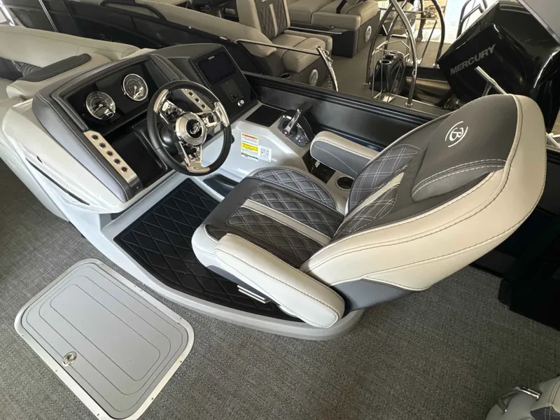 Slide: The Image of Barletta Lusso 25UCA 2025 - 21