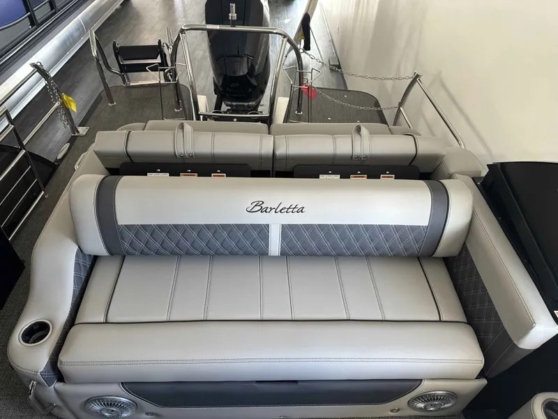 Slide: The Image of Barletta Lusso 25UCA 2025 - 24