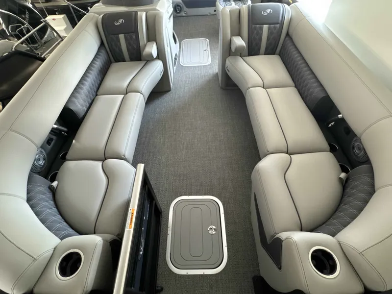 Slide: The Image of Barletta Lusso 25UCA 2025 - 6