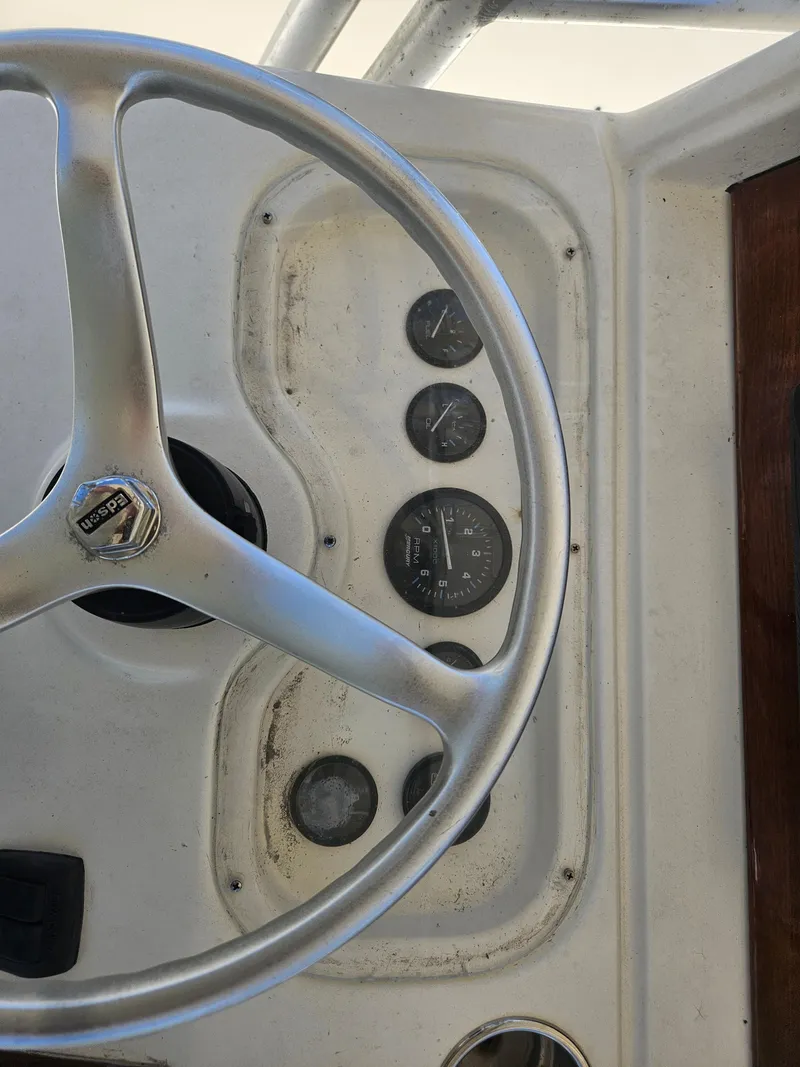 Slide: The Image of Pursuit 2600 Center Console 1995 - 5